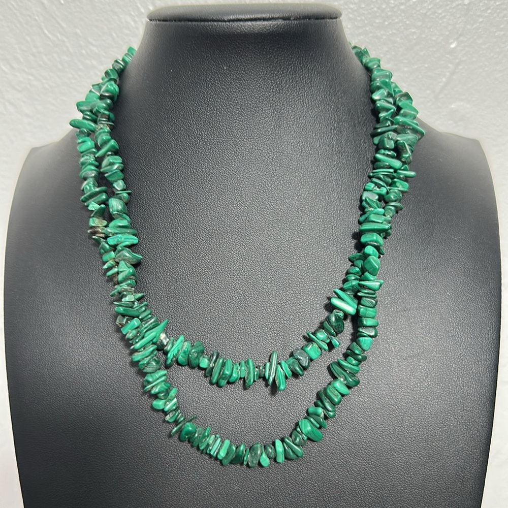 Malachite Chip Continuous 34” Necklace